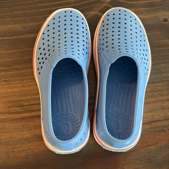 Native Miles shoes. J2. - Picture 3 of 6